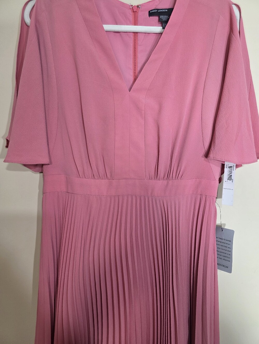 Maggy London NWT Rose Pink Pleated Midi Dress Size 8 - Picture 5 of 7